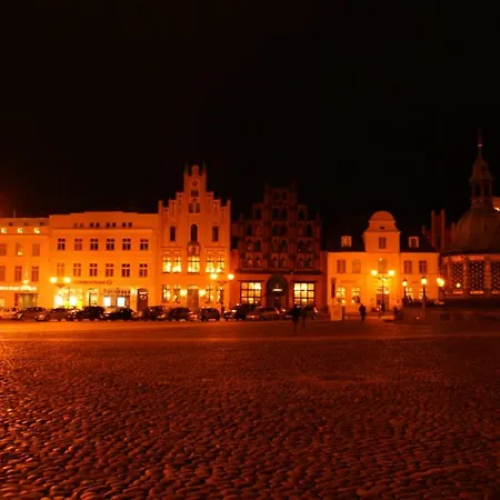 Wohlfuhlferienhaus In Der Wismarer Altstadt - Abc198 By Abcwismar Casa vacanze *
